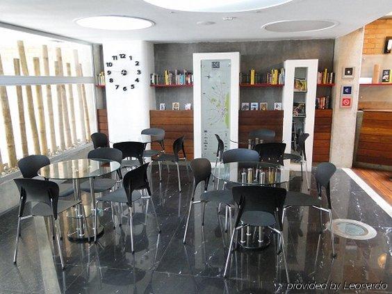 Estelar Apartamentos Aeropuerto Bogotá Restaurang bild