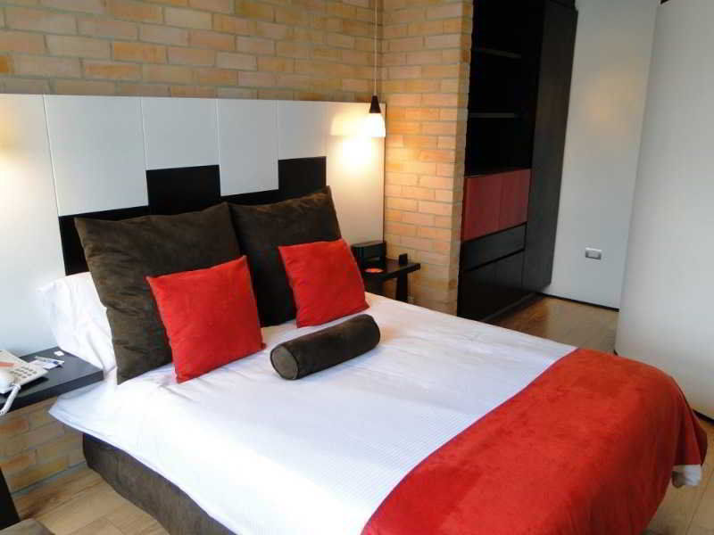 Estelar Apartamentos Aeropuerto Bogotá Exteriör bild