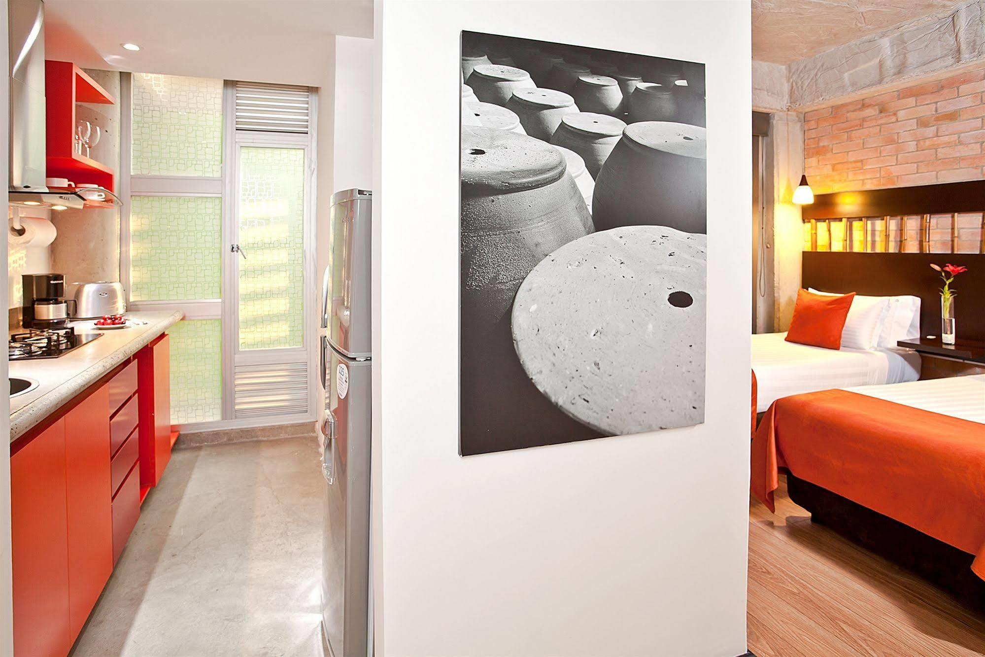 Estelar Apartamentos Aeropuerto Bogotá Exteriör bild