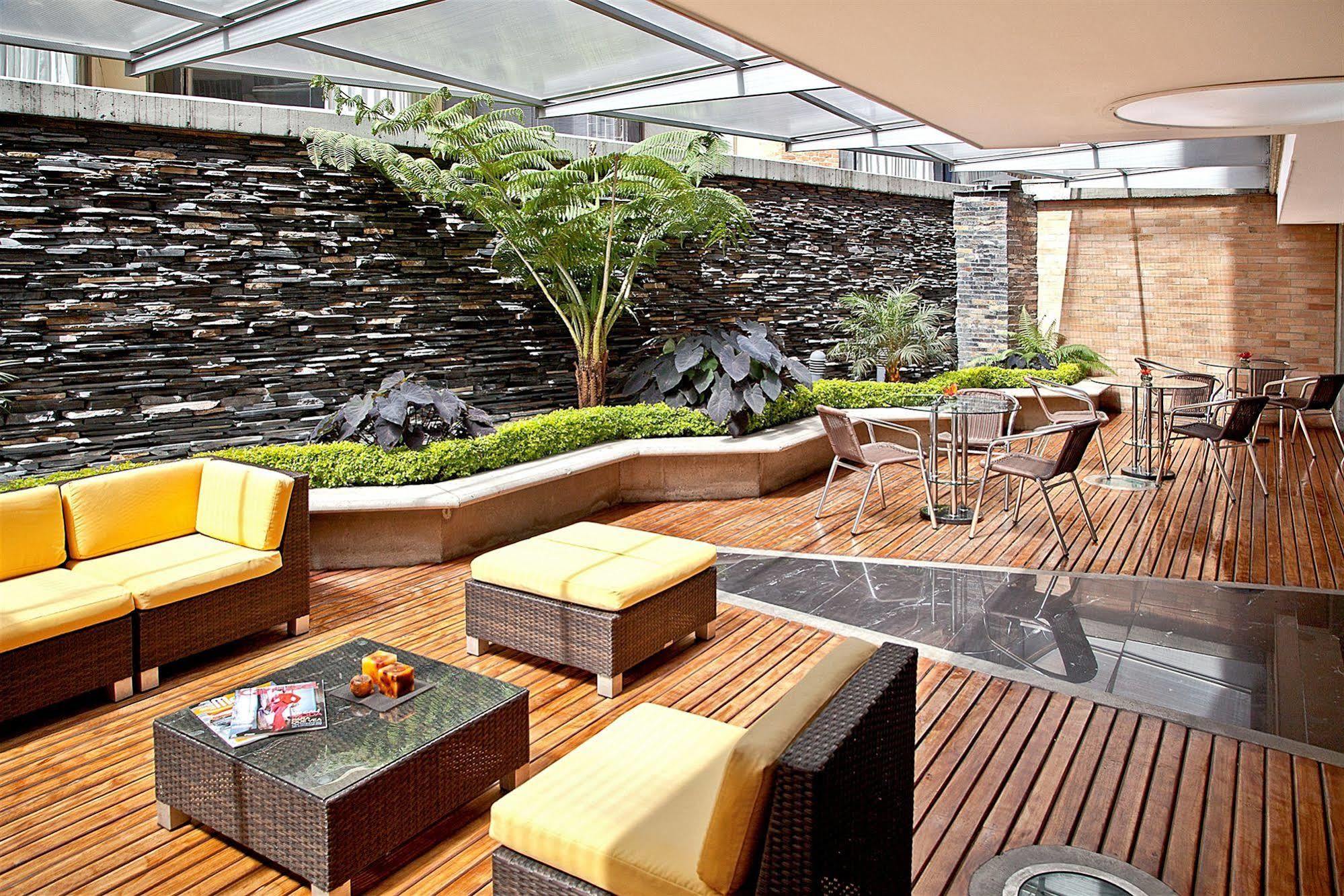 Estelar Apartamentos Aeropuerto Bogotá Exteriör bild