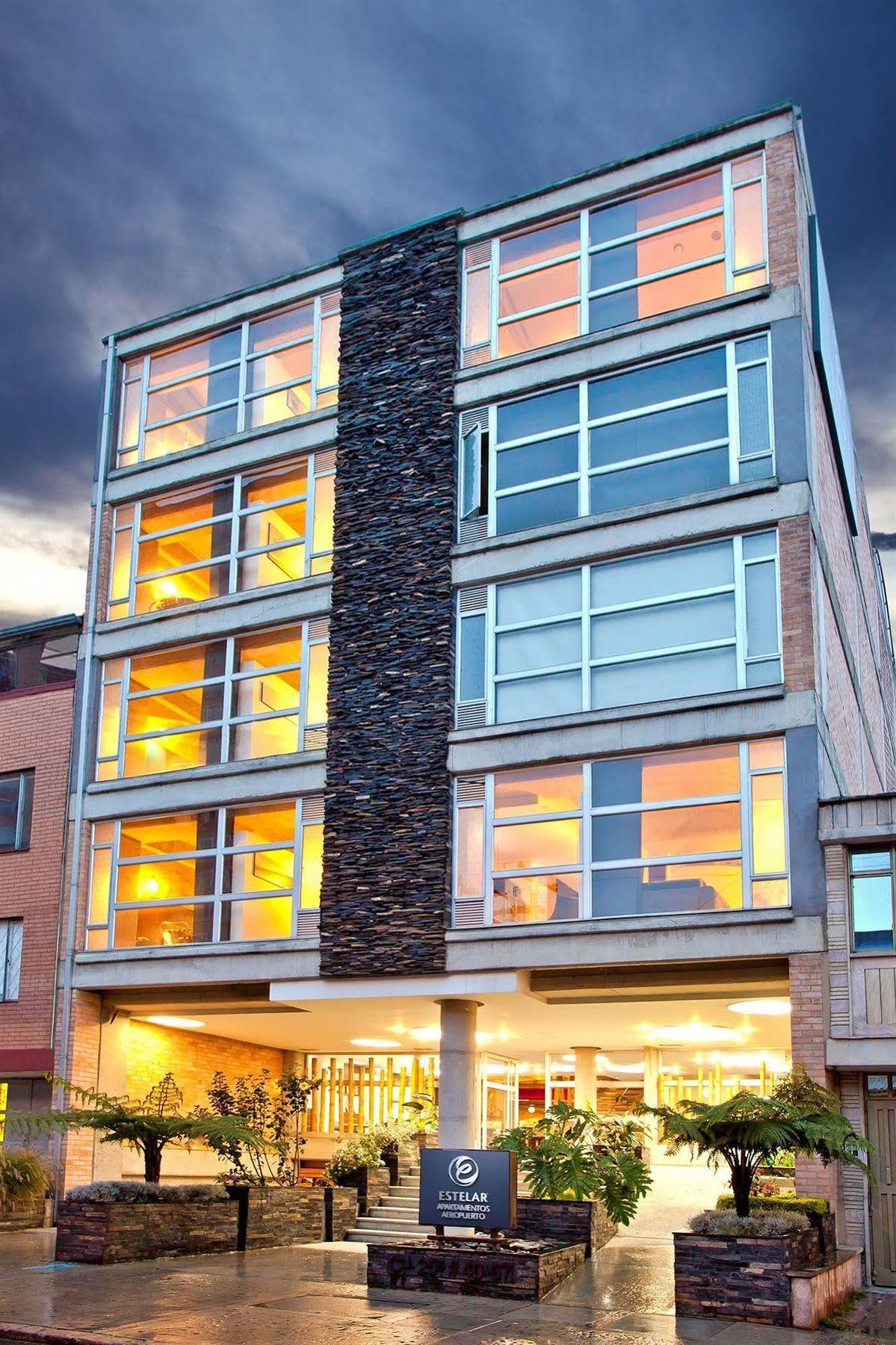 Estelar Apartamentos Aeropuerto Bogotá Exteriör bild