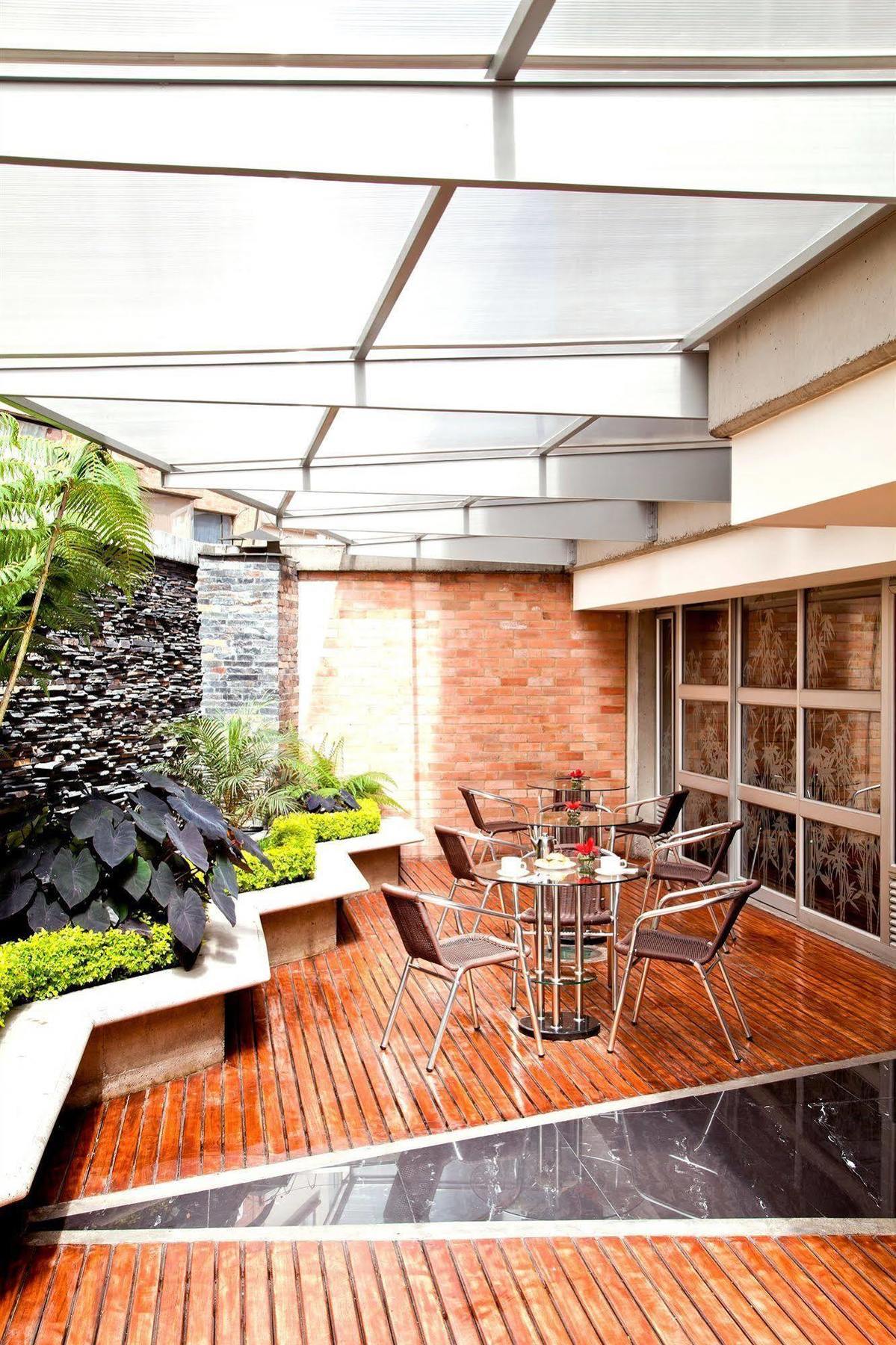 Estelar Apartamentos Aeropuerto Bogotá Exteriör bild